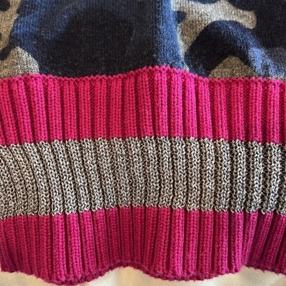 CENTRAL PARK CAMI SWEATER SIZE S - Picture 3 of 5